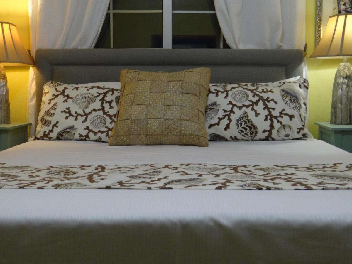 Rollezz Villas Beach Resort Old Bight Luaran gambar